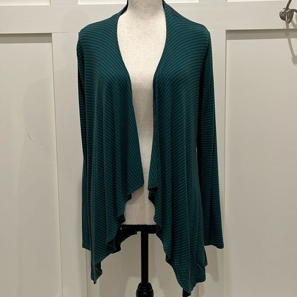 Tommy Bahama Sweaters - Tommy Bahama open front Sweater